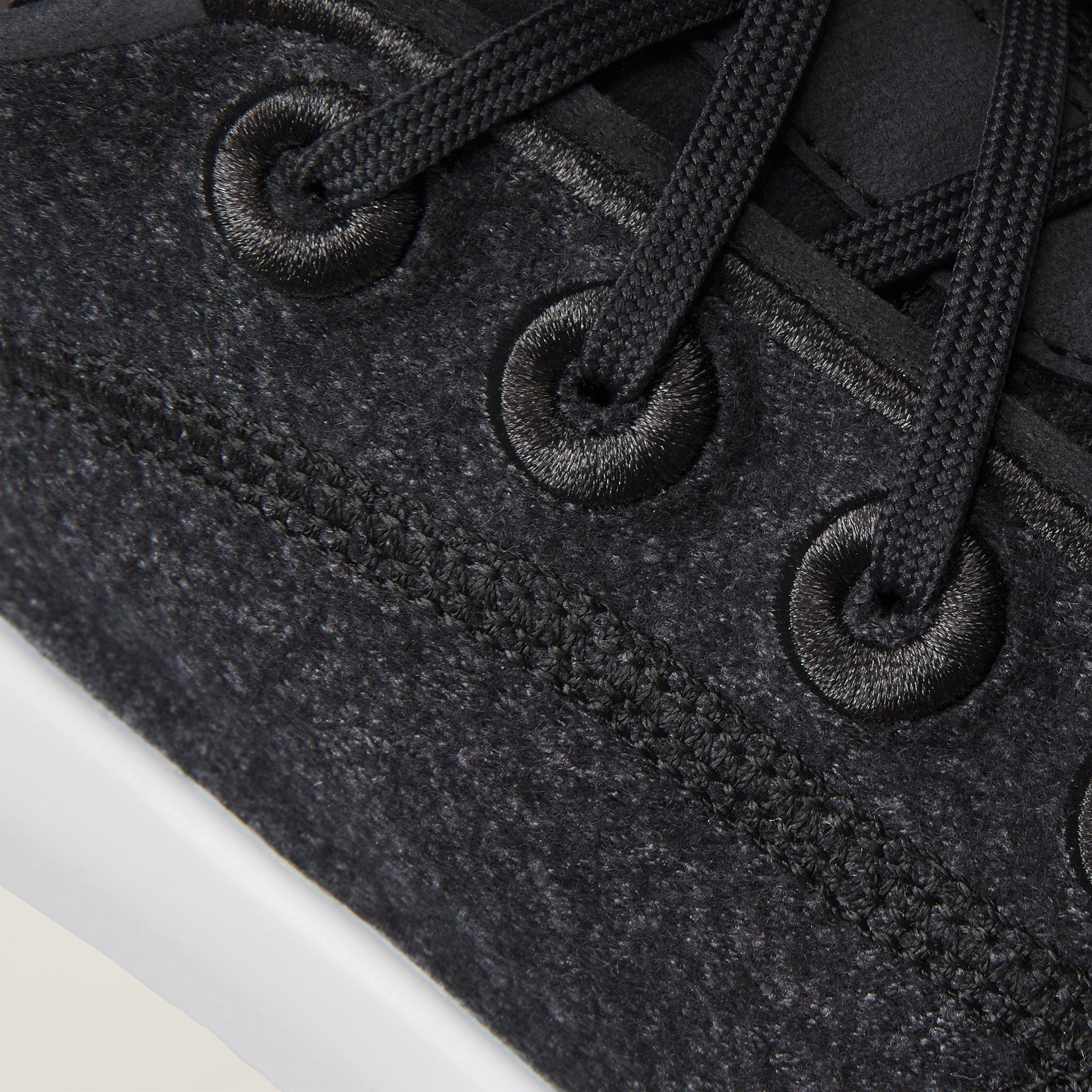 Women's SuperLight Wool Runners - Natural Black (Blizzard)
