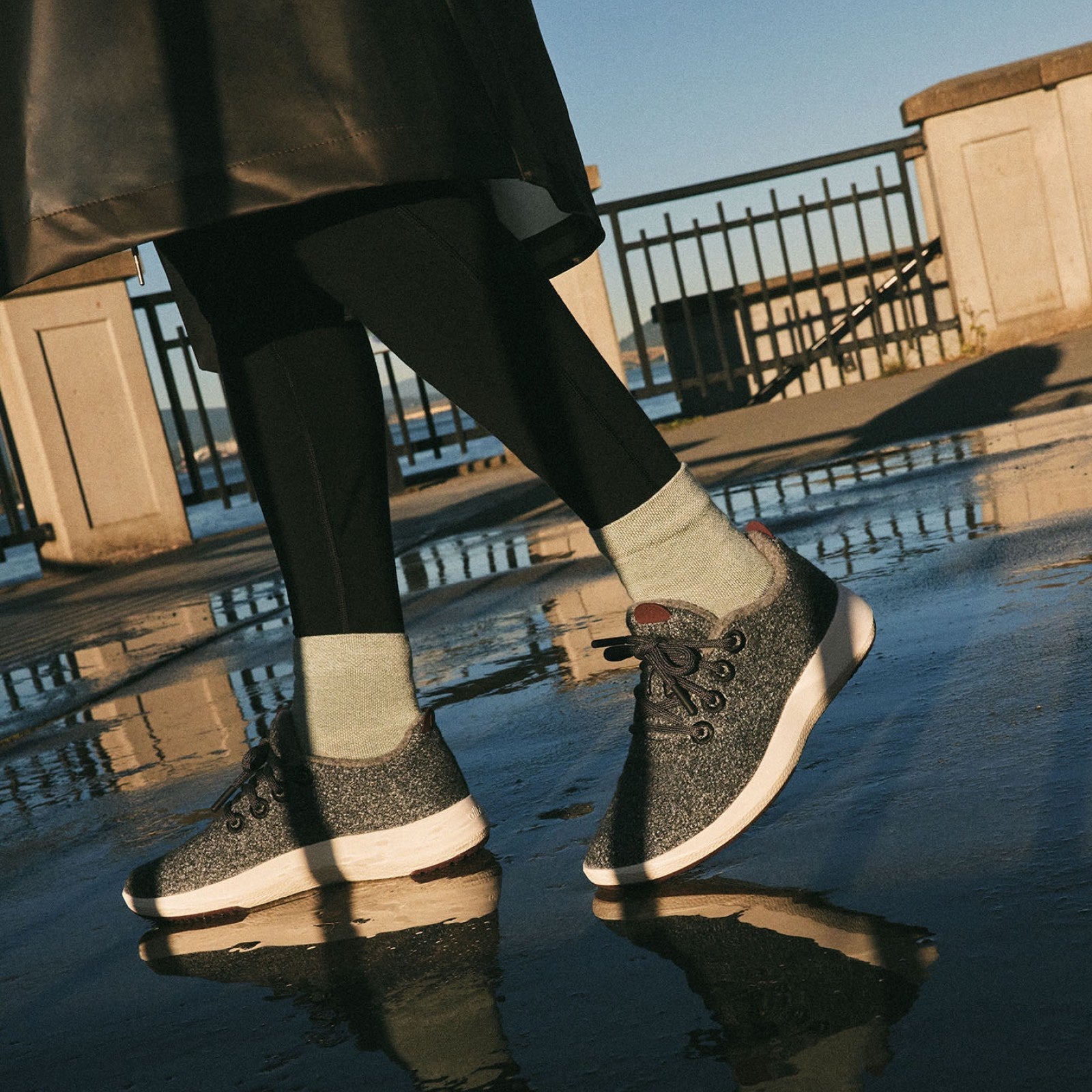 Women's Wool Runner Mizzles - Natural Black (Natural Black Sole)