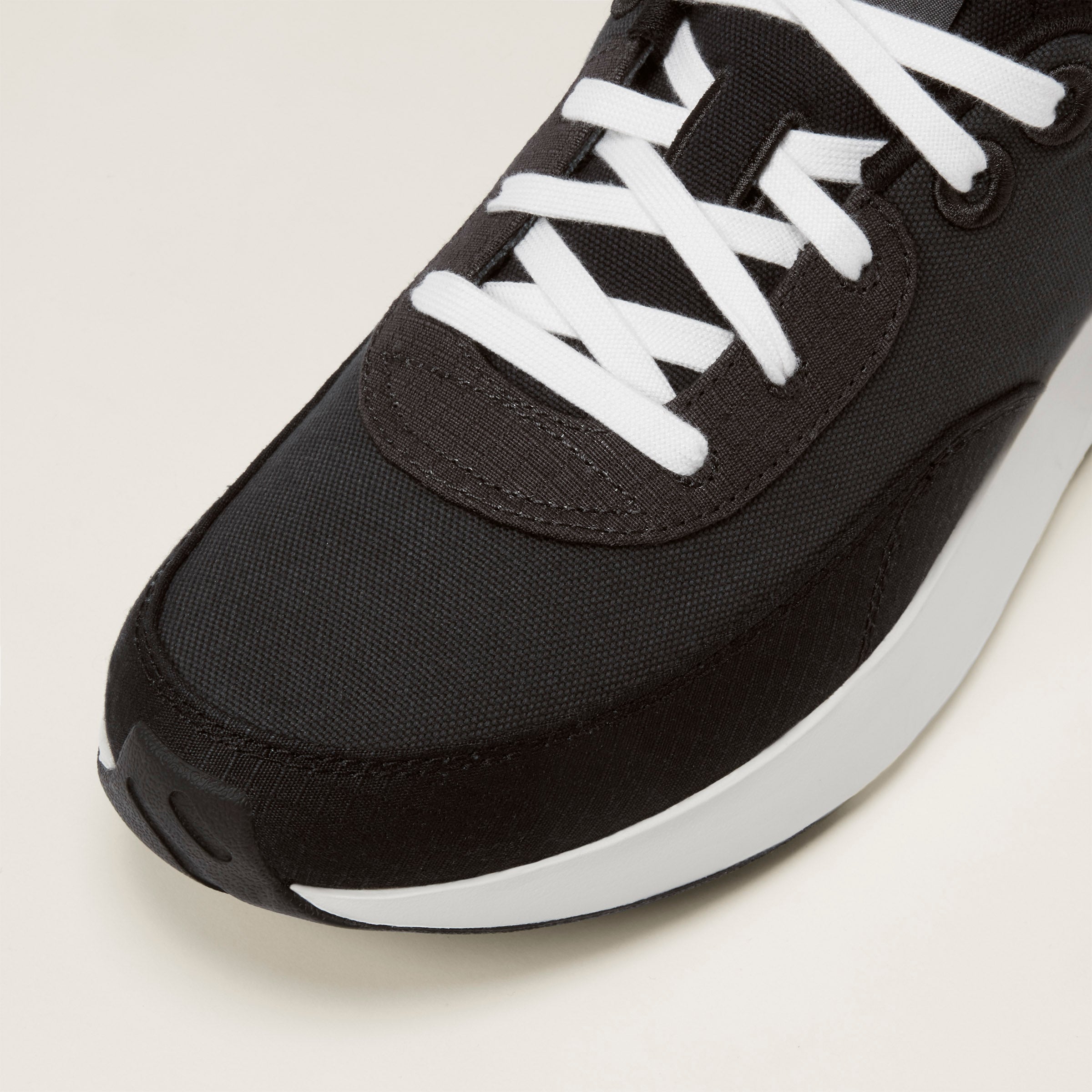 Allbirds Women s Couriers Black Size 7